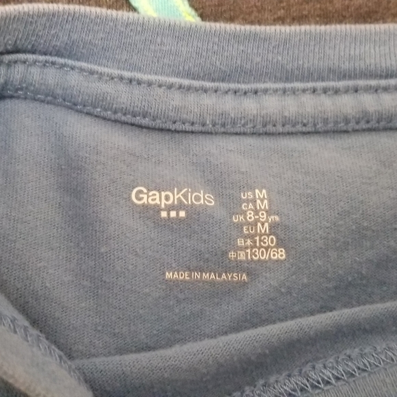 Gap kids tshirt bundle size M - Picture 9 of 9